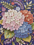 Diamond painting d'hortensias colorés en relief floral entourés de petites abeilles sur fond bleu profond.